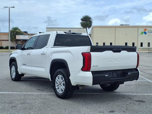 Used 2022 Toyota Tundra SR5 AWD/4WD image 5