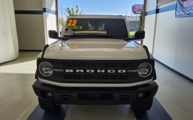 Used 2023 Ford Bronco Black Diamond AWD/4WD image 5