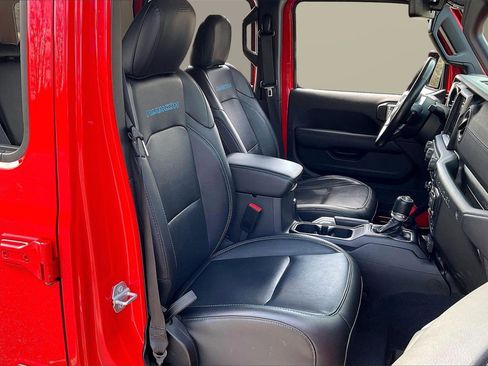 Certified 2022 Jeep Wrangler Unlimited Rubicon 4xe w/ Cold Weather Group image 24