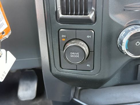 Used 2025 Ford F150 XLT w/ Equipment Group 301A Standard AWD/4WD image 34