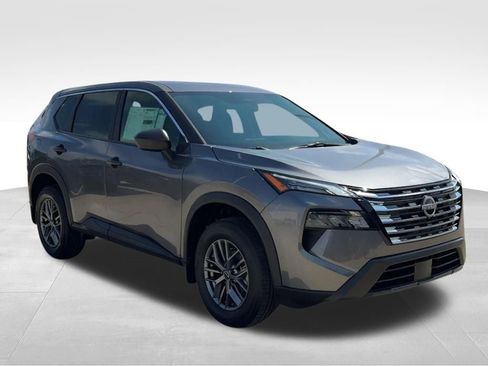 Certified 2026 Nissan Rogue S image 8