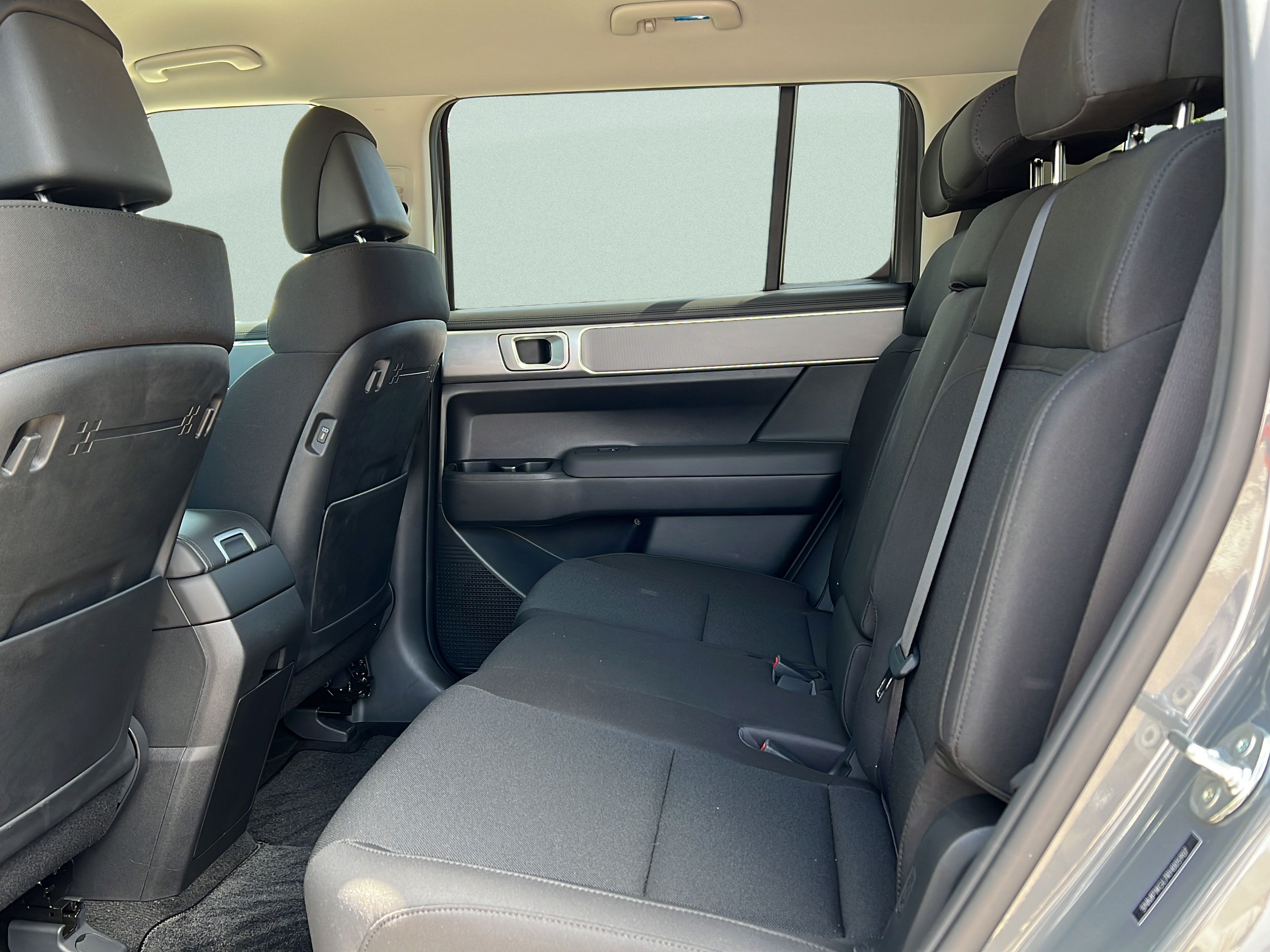 Certified 2024 Hyundai Santa Fe SE FWD image 13