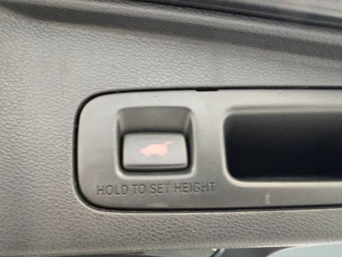 Used 2017 Honda CR-V Touring image 9