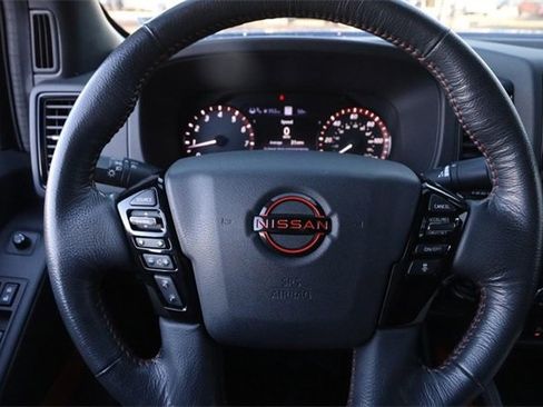 Certified 2022 Nissan Frontier PRO-4X image 10