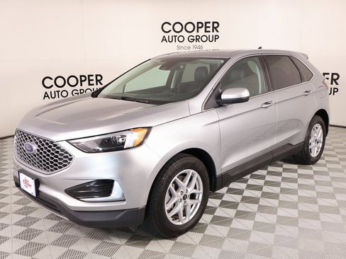 Used 2024 Ford Edge SEL image 10