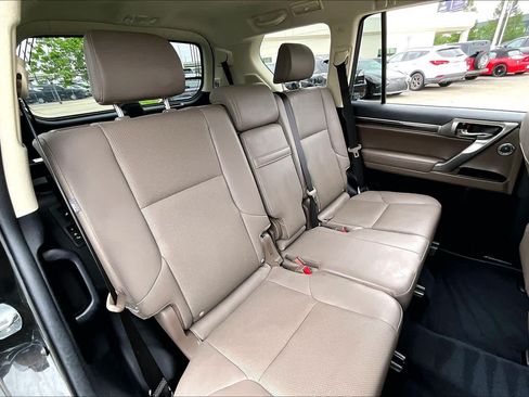 Used 2023 Lexus GX 460 Premium w/ Premium Plus Package AWD/4WD image 17