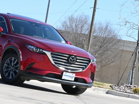 Used 2021 MAZDA CX-9 Touring w/ Touring Premium Package image 5