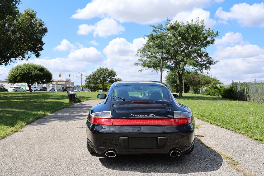 Used 2002 Porsche 911 GT3 RS image 5