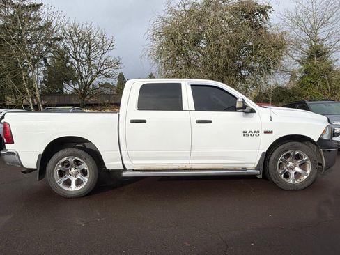 Used 2013 RAM 1500 ST w/ SXT Appearance Group image 3
