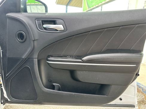 Used 2022 Dodge Charger SXT image 16