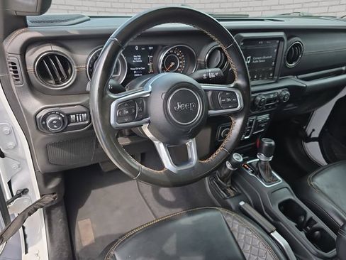 Used 2022 Jeep Gladiator Overland AWD/4WD image 15