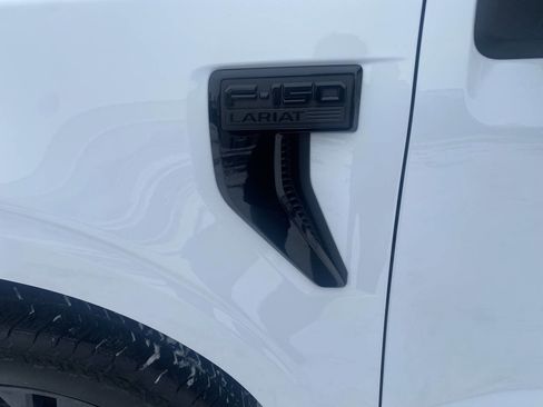Used 2025 Ford F150 Lariat w/ FX4 Off-Road Package image 16