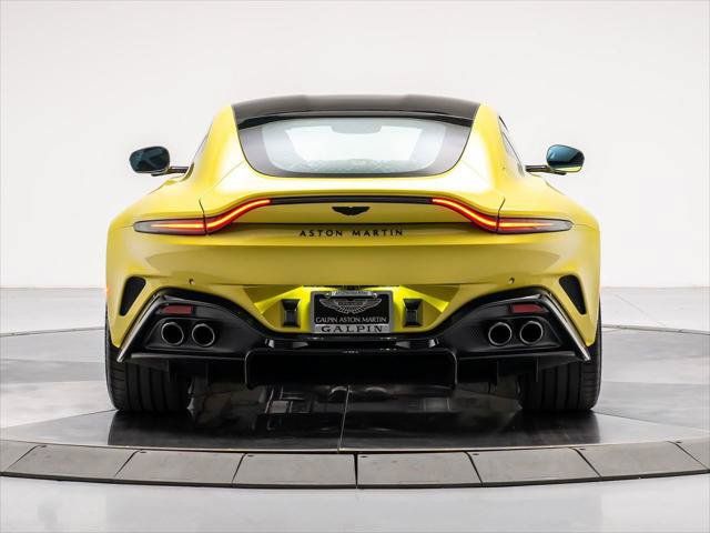 Used 2025 Aston Martin V8 Vantage Coupe RWD image 7