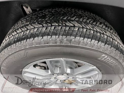 Used 2025 GMC Acadia Elevation FWD image 17