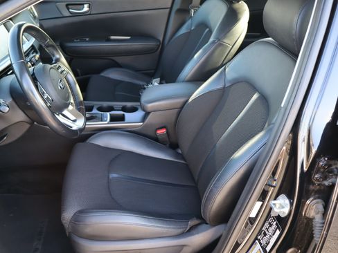Used 2019 Kia Optima S FWD image 16