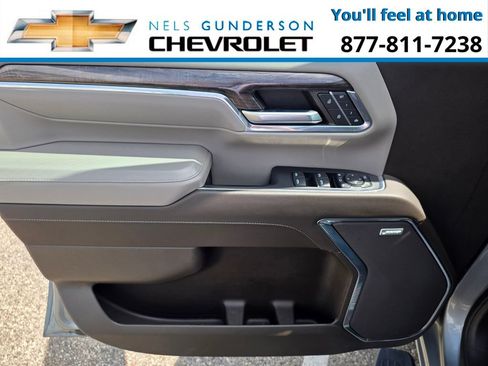 Used 2024 Chevrolet Silverado 2500 LTZ w/ LTZ Premium Package AWD/4WD image 17