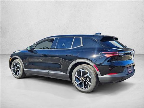 New 2026 Chevrolet Equinox EV LT image 9