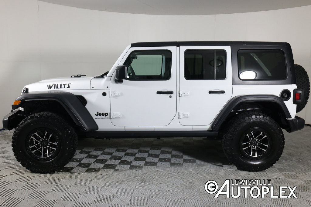 Used 2024 Jeep Wrangler Unlimited Sport AWD/4WD image 8