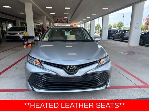 Used 2019 Toyota Camry LE FWD image 1