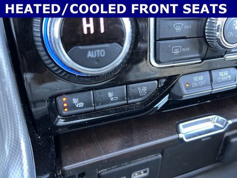 Used 2021 GMC Yukon Denali image 7