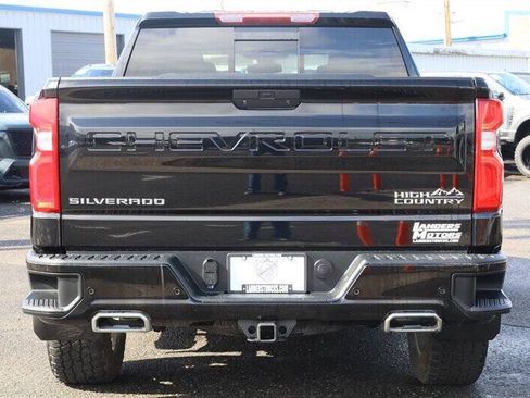 Used 2022 Chevrolet Silverado 1500 High Country w/ Safety Package II AWD/4WD image 4