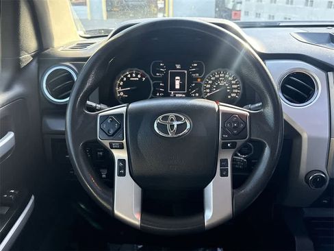 Used 2020 Toyota Tundra 4x4 CrewMax image 20