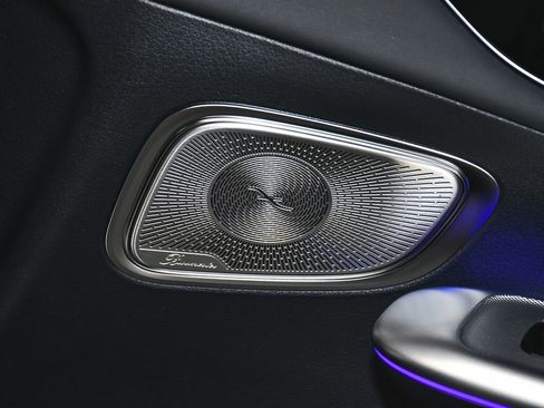 Used 2025 Mercedes-Benz GLC 63 AMG S image 20