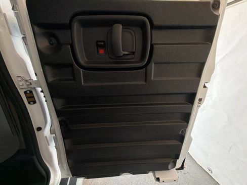 Used 2024 Chevrolet Express 2500 w/ Driver Convenience Package image 25