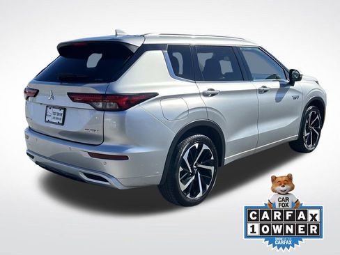 Used 2024 Mitsubishi Outlander SEL image 3