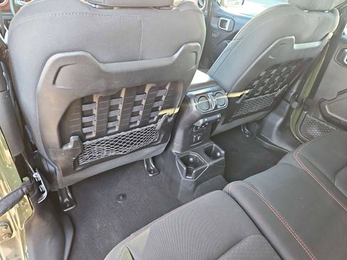 Used 2021 Jeep Wrangler Unlimited Rubicon w/ LED Lighting Group image 17