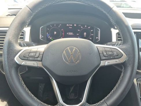 Used 2023 Volkswagen Atlas SE AWD/4WD image 15