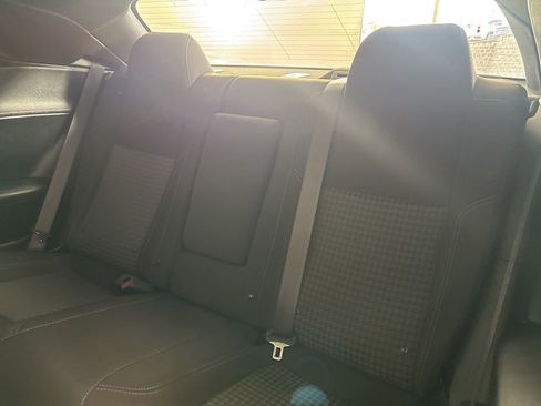 Used 2023 Dodge Challenger SXT image 19