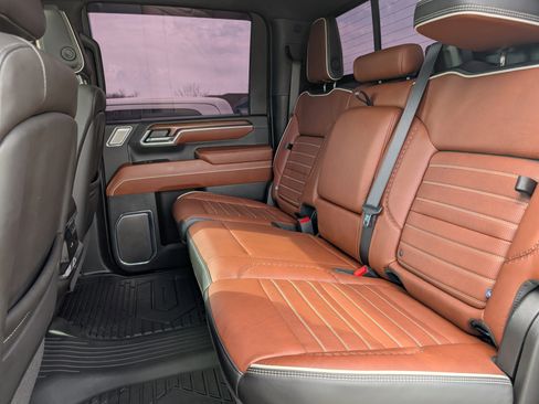 Used 2024 GMC Sierra 2500 Denali Ultimate image 27