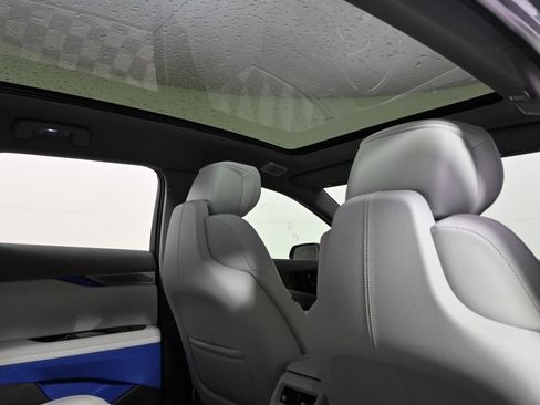 New 2026 Cadillac Optiq Luxury 2 image 17