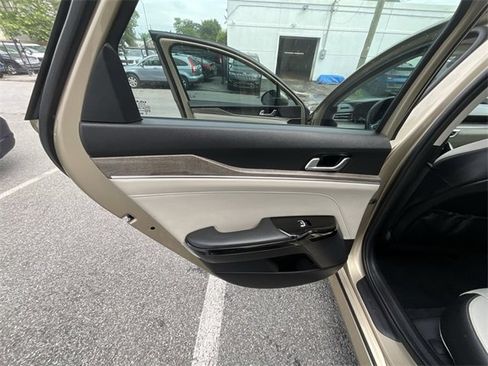 Used 2022 Kia K5 EX image 21