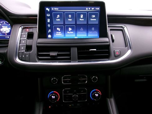 Certified 2023 Chevrolet Suburban High Country AWD/4WD image 11