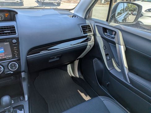Used 2018 Subaru Forester 2.5i Premium image 17