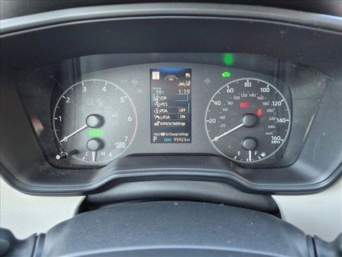 Certified 2024 Toyota Corolla LE FWD image 11