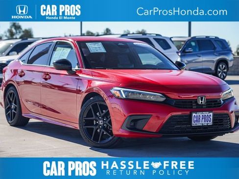 Used 2023 Honda Civic Sport image 1