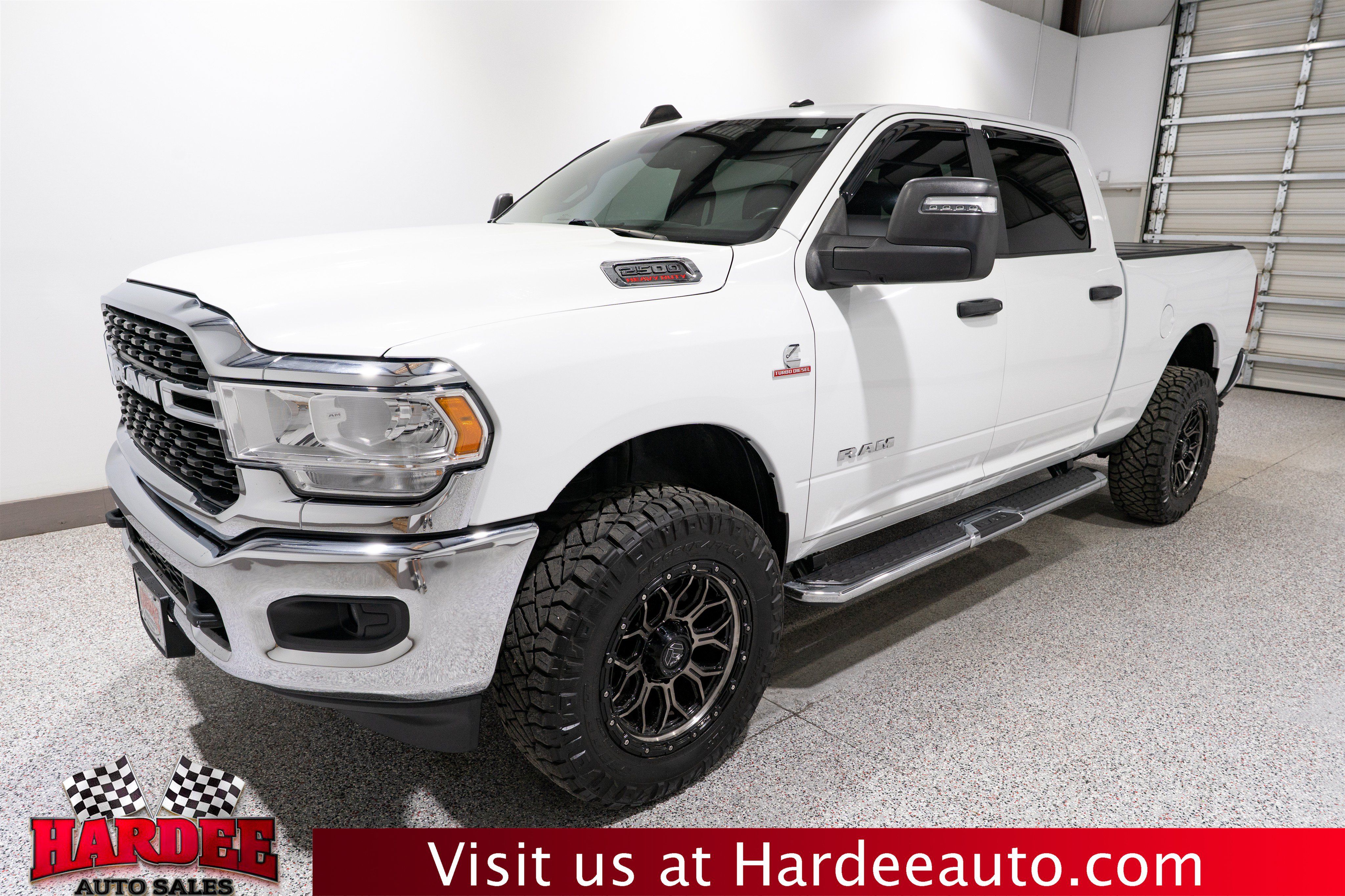 Used 2023 RAM 2500 Big Horn w/ Level 1 Equipment Group AWD/4WD image 2