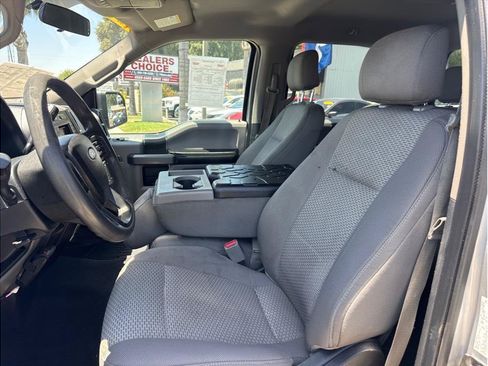 Used 2016 Ford F150 XLT AWD/4WD image 12