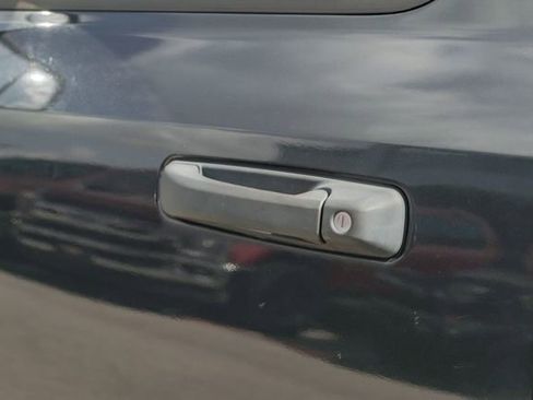 Used 2016 RAM 3500 Tradesman w/ Chrome Appearance Group image 38