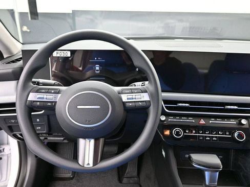 New 2026 Hyundai Sonata SE FWD image 10