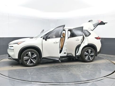 Used 2021 Nissan Rogue Platinum image 55