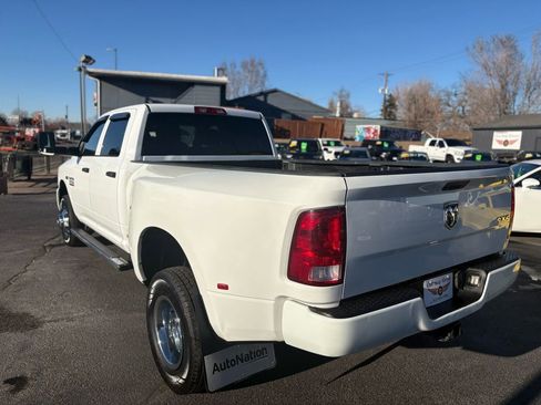 Used 2018 RAM 3500 Tradesman w/ Chrome Appearance Group AWD/4WD image 7