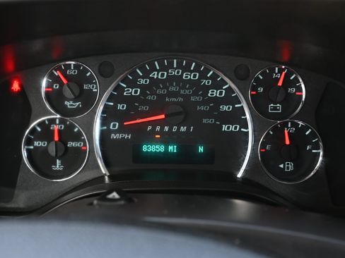 Used 2022 Chevrolet Express 2500 w/ Driver Convenience Package RWD image 28