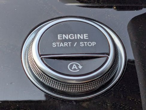 Used 2024 Mercedes-Benz C 300 4MATIC Sedan image 28