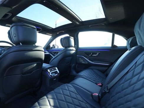 Certified 2024 Mercedes-Benz S 580 4MATIC Sedan image 41