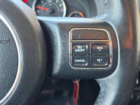 Used 2017 Jeep Wrangler Unlimited Sahara w/ Dual Top Group AWD/4WD image 16