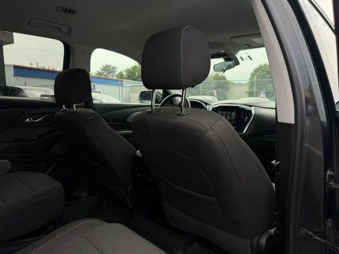 Used 2018 Chevrolet Traverse LT FWD image 34
